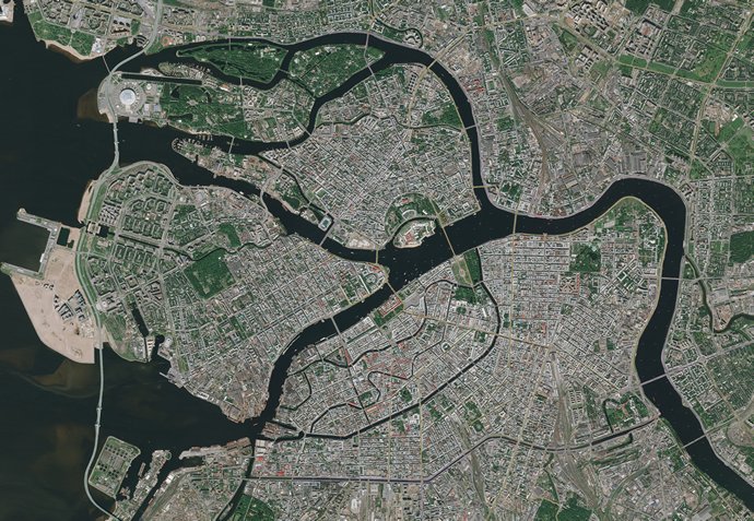 Спутниковая гибридная карта Санкт-Петербурга
